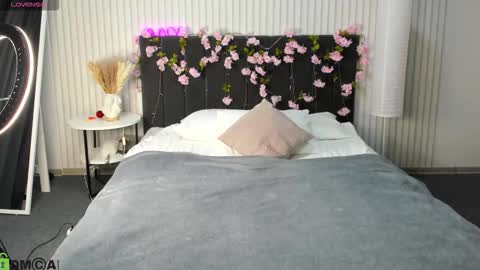 Barbie Staze online show from 11/10/25, 02:32