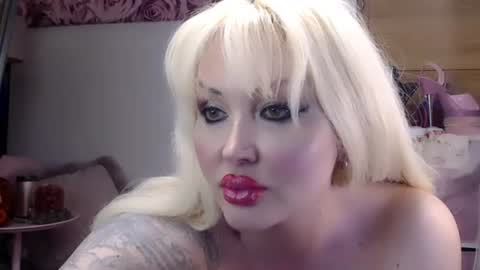 ely ink online show from 04/04/26, 06:16