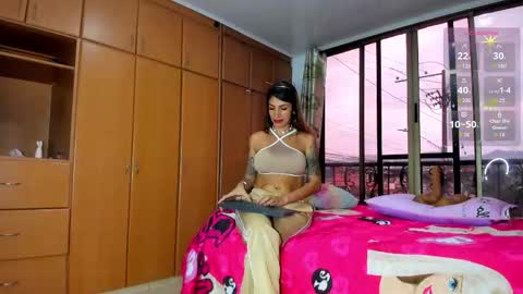 Barbiefoxx online show from 09/15/25, 08:20