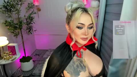 Miss Alexa Fields  online show from 10/30/25, 02:02