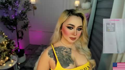 Miss Alexa Fields  online show from 12/01/25, 03:22