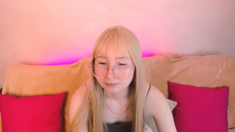 Barbie Lily online show from 03/09/26, 02:48