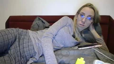 Lena online show from 01/29/25, 07:11