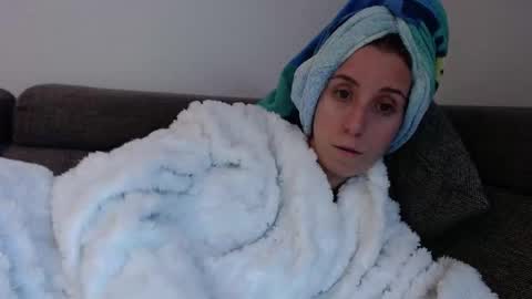 Lena online show from 04/23/26, 05:15