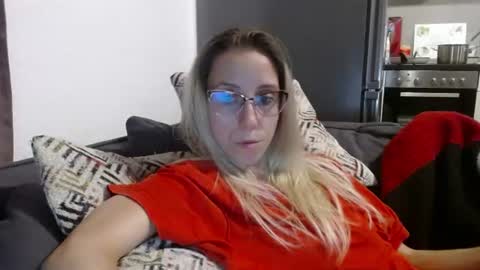 Lena online show from 07/18/26, 09:18