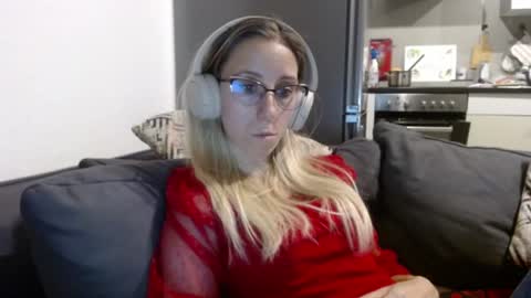 Lena online show from 07/20/26, 10:34