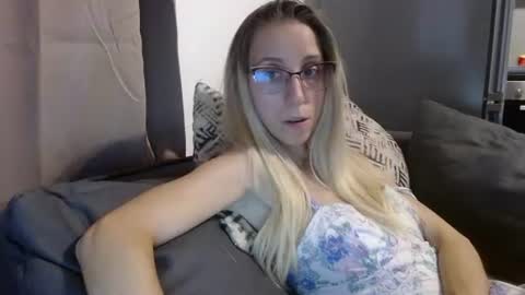 Lena online show from 08/08/26, 04:53