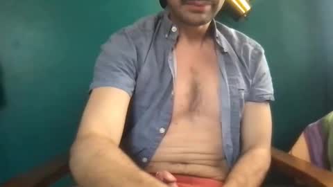 Snapshot of barritlam chatting on 05/16/26, 03:44 BarritLam online show from 05/16/26, 03:44