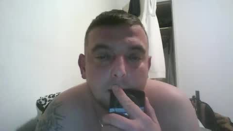 bartosz6922 online show from 10/25/25, 08:36