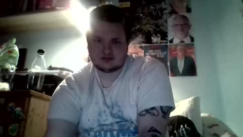 BartTheBear online show from 06/05/26, 07:52