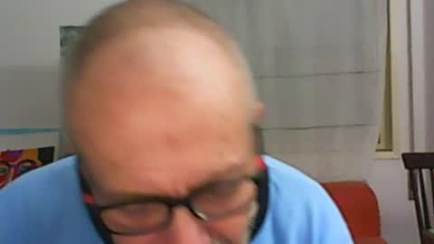 Snapshot of bassistamp chatting on 08/04/26, 12:36 bassistamp online show from 08/04/26, 12:36