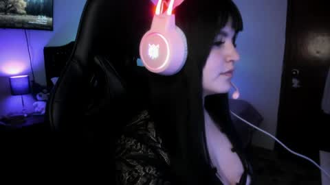  . 111 online show from 05/10/26, 07:35