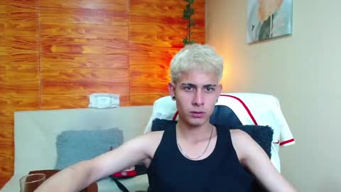 Snapshot of bastiaan_28 chatting on 12/11/24, 06:47 Bastian online show from 12/11/24, 06:47