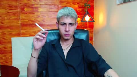 Snapshot of bastiaan_28 chatting on 12/27/24, 04:26 Bastian online show from 12/27/24, 04:26