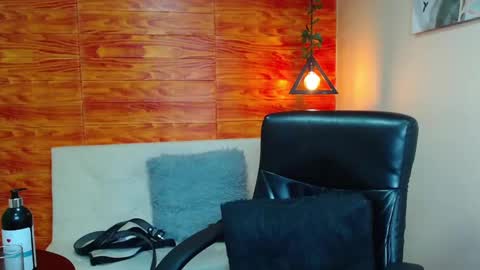 Snapshot of bastiaan_28 chatting on 01/05/25, 11:15 Bastian online show from 01/05/25, 11:15