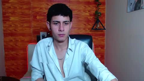 Snapshot of bastiaan_28 chatting on 01/21/25, 02:22 Bastian online show from 01/21/25, 02:22