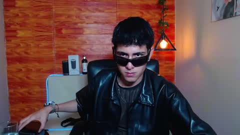 Snapshot of bastiaan_28 chatting on 01/22/25, 07:03 Bastian online show from 01/22/25, 07:03