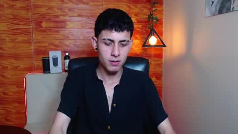 Snapshot of bastiaan_28 chatting on 01/24/25, 06:57 Bastian online show from 01/24/25, 06:57