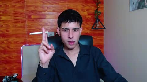 Snapshot of bastiaan_28 chatting on 01/31/25, 06:24 Bastian online show from 01/31/25, 06:24