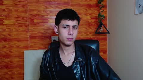 Snapshot of bastiaan_28 chatting on 02/02/25, 04:05 Bastian online show from 02/02/25, 04:05