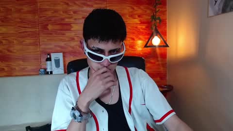 Snapshot of bastiaan_28 chatting on 02/09/25, 03:11 Bastian online show from 02/09/25, 03:11