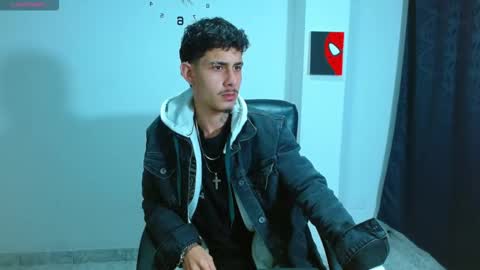 Snapshot of bastiaan_28 chatting on 09/10/25, 02:22 Bastian online show from 09/10/25, 02:22