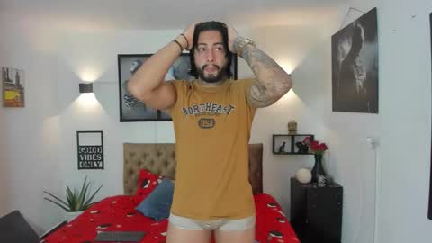 bastian_jones1 online show from 11/03/25, 11:59