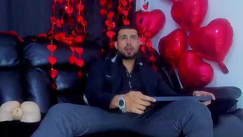 Snapshot of bastian_ruiz chatting on 02/13/25, 03:07 bastian online show from 02/13/25, 03:07