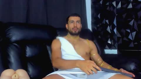 Snapshot of bastian_ruiz chatting on 02/20/25, 12:30 bastian online show from 02/20/25, 12:30
