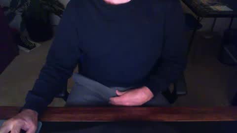 BateBro13 online show from 12/13/24, 03:21