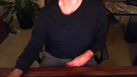 BateBro13 online show from 01/15/25, 01:09