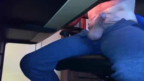 BateBro13 online show from 10/13/25, 02:28