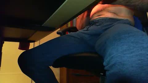 BateBro13 online show from 10/18/25, 02:29