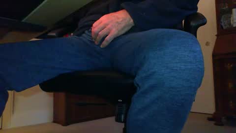 BateBro13 online show from 11/12/25, 03:12