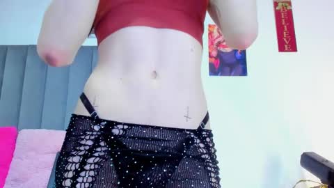 Snapshot of bathory_vamps chatting on 02/27/25, 01:07 online show from 02/27/25, 01:07