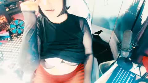 Snapshot of batstarial chatting on 10/07/25, 06:54 Audrey online show from 10/07/25, 06:54