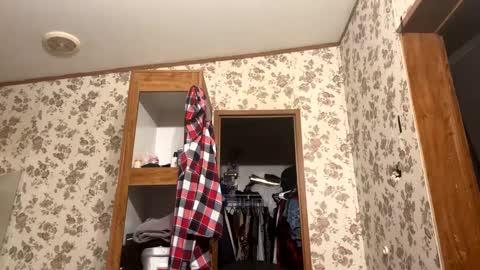 battlewolfxx online show from 12/13/24, 09:46