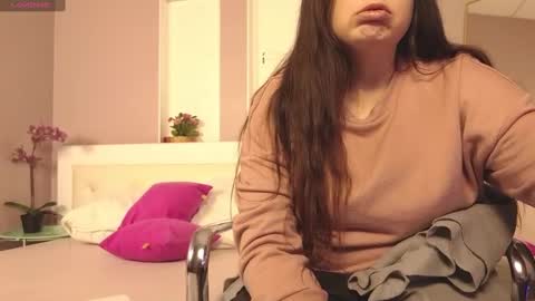 battymoll online show from 02/05/25, 10:51