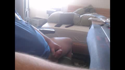 Snapshot of bavarianboy89 chatting on 09/27/25, 08:41 Daniel online show from 09/27/25, 08:41