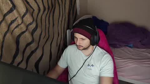 Snapshot of baxxline chatting on 02/23/25, 02:07 Baxxline online show from 02/23/25, 02:07