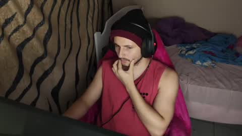 Snapshot of baxxline chatting on 02/24/25, 12:41 Baxxline online show from 02/24/25, 12:41