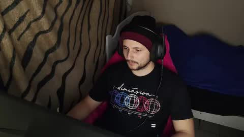 Snapshot of baxxline chatting on 02/27/25, 10:31 Baxxline online show from 02/27/25, 10:31