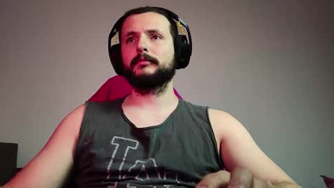 Snapshot of baxxline chatting on 09/12/25, 04:12 Baxxline online show from 09/12/25, 04:12