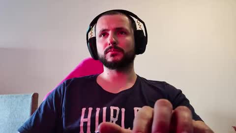 Snapshot of baxxline chatting on 09/26/25, 07:40 Baxxline online show from 09/26/25, 07:40