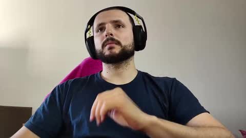 Snapshot of baxxline chatting on 09/29/25, 11:48 Baxxline online show from 09/29/25, 11:48