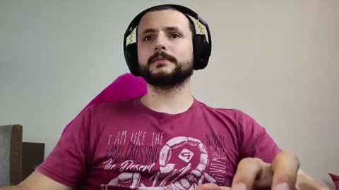 Snapshot of baxxline chatting on 09/30/25, 05:40 Baxxline online show from 09/30/25, 05:40