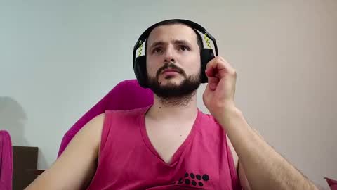 Snapshot of baxxline chatting on 10/03/25, 02:08 Baxxline online show from 10/03/25, 02:08