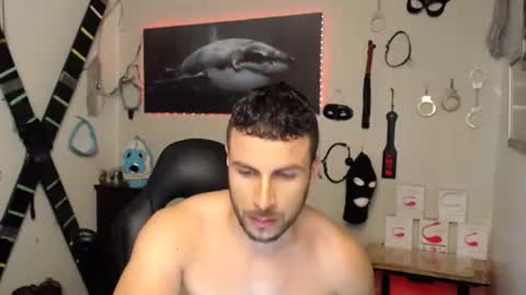 Snapshot of bayron_fiit chatting on 05/25/26, 10:27 Bayron Rodriguez online show from 05/25/26, 10:27