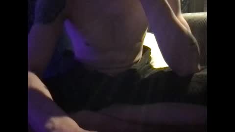 Snapshot of bb_bo1988 chatting on 02/06/25, 11:21 ...Xtfer online show from 02/06/25, 11:21