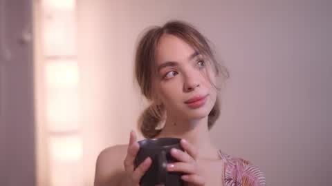  JETT  DENI  online show from 09/25/25, 09:51